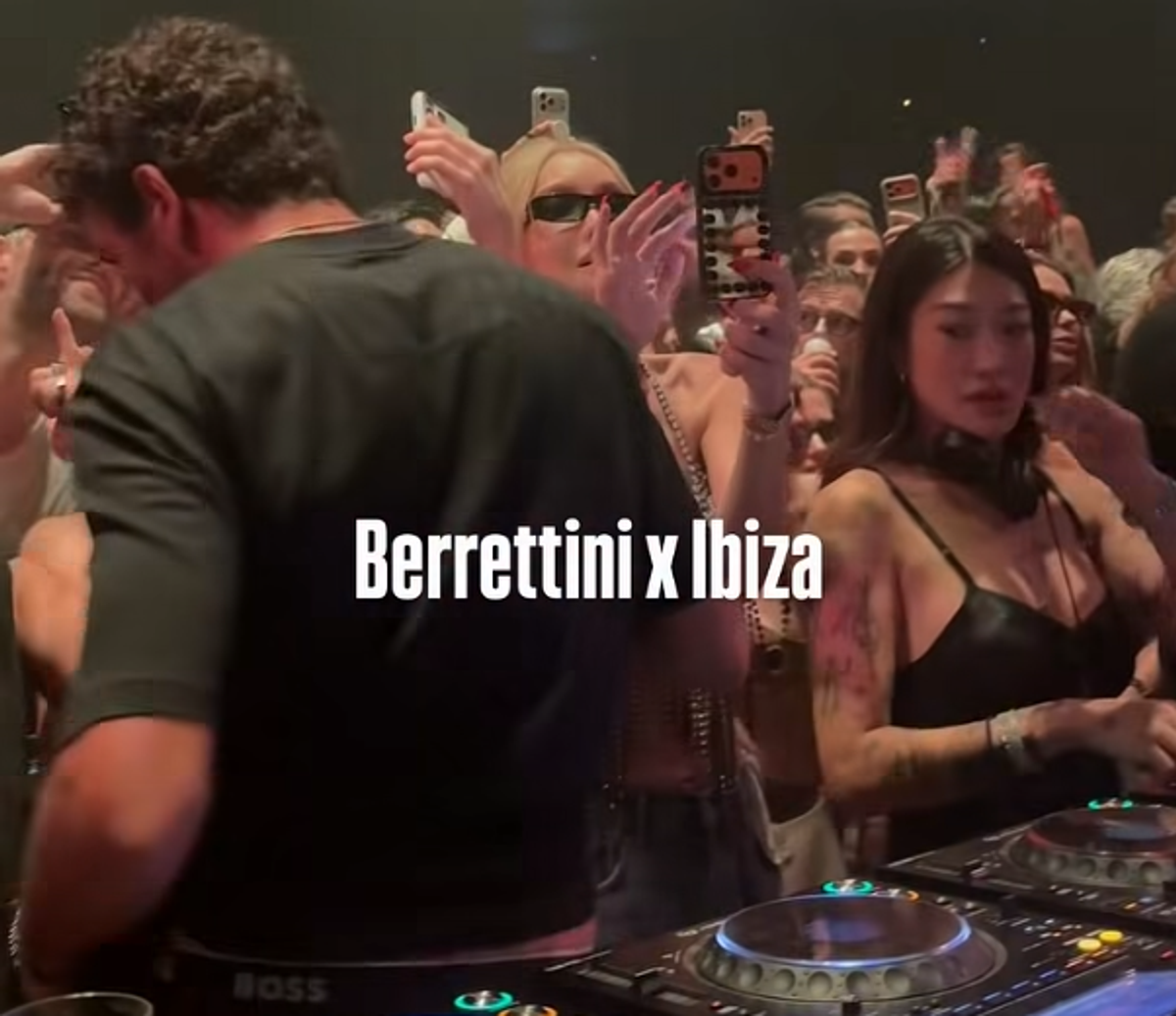 Starul din ATP, petrecere dezlănțuită în Ibiza cu celebra Peggy Gou