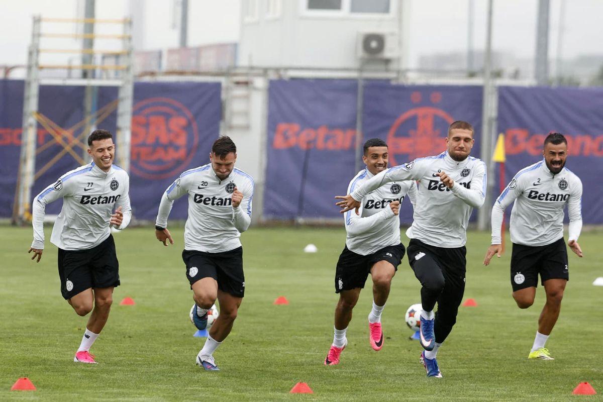 Imagini de la antrenamentul FCSB-ului pentru turul cu Auda: doi fotbaliști s-au antrenat separat
