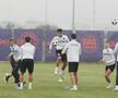 Imagini de la antrenamentul FCSB-ului pentru turul cu Auda: doi fotbaliști s-au antrenat separat