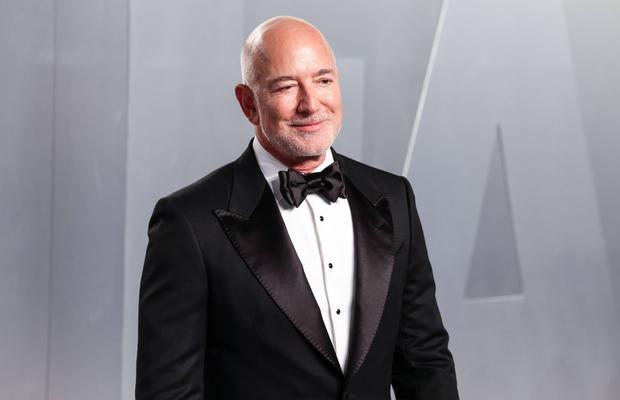 Suma INCREDIBILĂ pe care miliardarul Jeff Bezos o pune la dispoziția lui Liverpool!