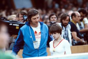 Umăr la umăr cu Nadia Comăneci la Montreal 1976, vorbește acum despre regimul abuziv al lui Bela Karolyi: „Era o baie, ne țineau izolate! Am amintiri grele”