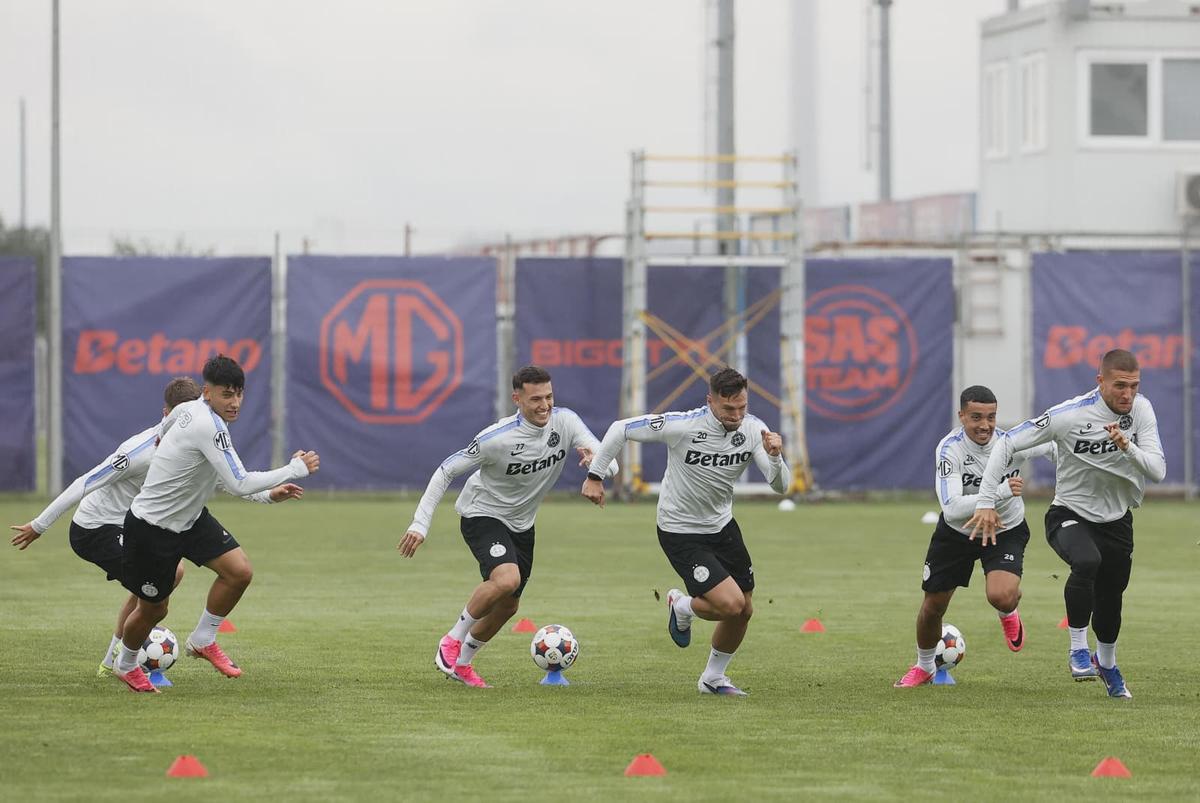 Mihai Stoica spune că FCSB a câștigat bătălia cu Rapid și U Cluj: „Nu au reușit să îl convingă”