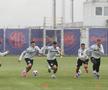 Imagini de la antrenamentul FCSB-ului pentru turul cu Auda: doi fotbaliști s-au antrenat separat