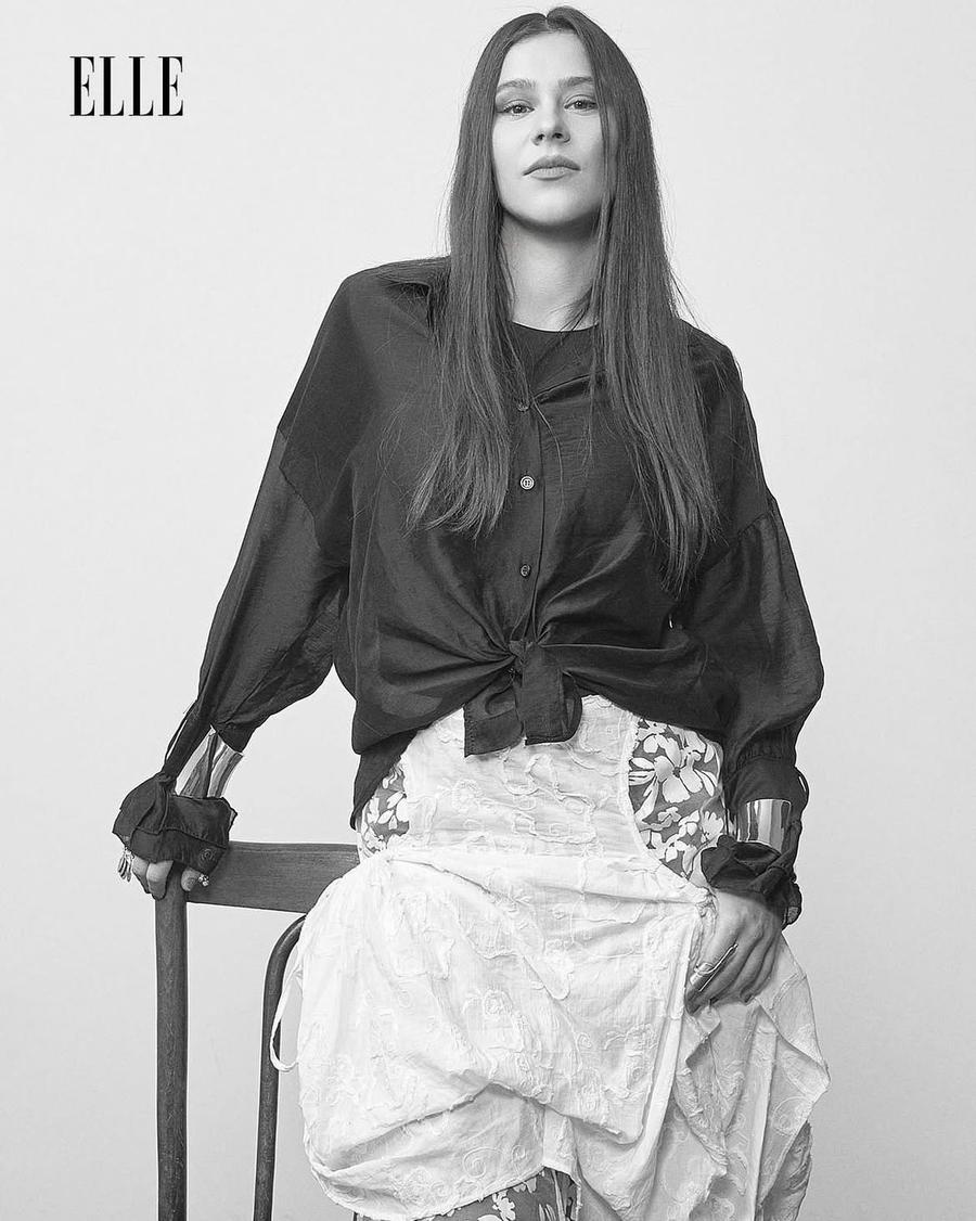 Rafaela Pestrițu / Foto: Elle Cine e designerul român care a colaborat cu Shakira pentru spectacolul de la finala Mondialului: „Un sentiment foarte special”