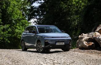 Noul Leapmotor B10 Hybrid EV a ajuns în România. Prețul pornește de la 25.990 euro, TVA inclus, prin Programul Rabla