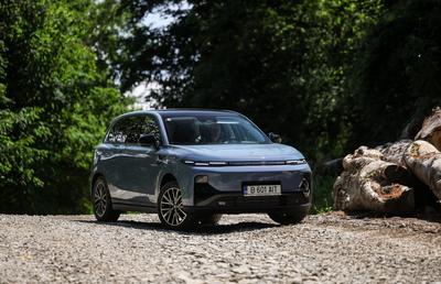 Noul Leapmotor B10 Hybrid EV a ajuns în România. Prețul pornește de la 25.990 euro, TVA inclus, prin Programul Rabla