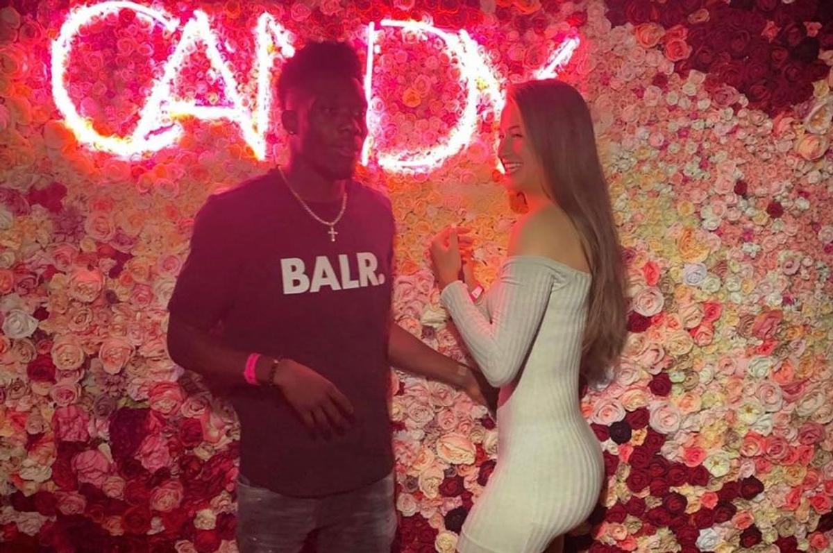 VIDEO&FOTO HOT Farsă inedită! Războiul Bayern - PSG s-a mutat „în pat”: cum l-a atacat Jordyn Huitema, jucătoare la PSG, pe Alphonso Davies, fotbalistul lui Bayern