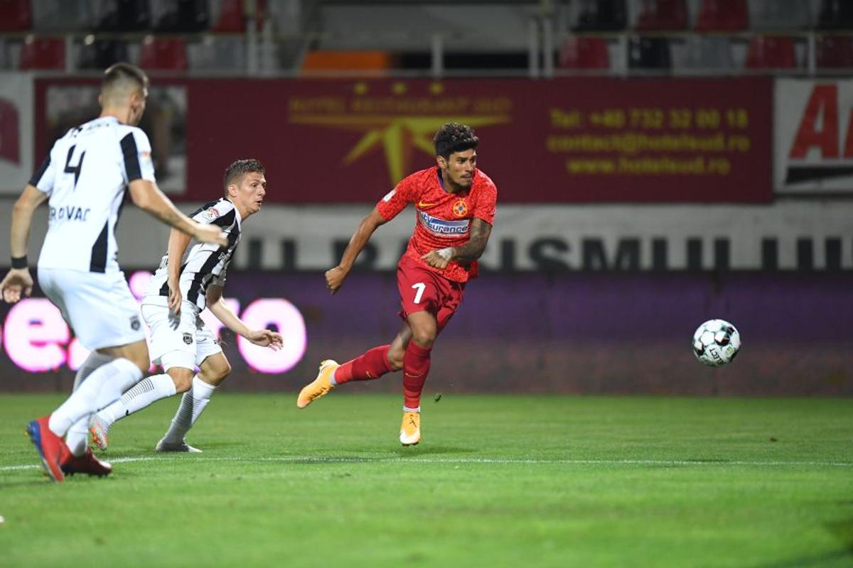 Fotbalistul de la FCSB care l-a vrăjit pe Ilie Dumitrescu: „Mi-a plăcut foarte mult, putea să marcheze 3 goluri!”