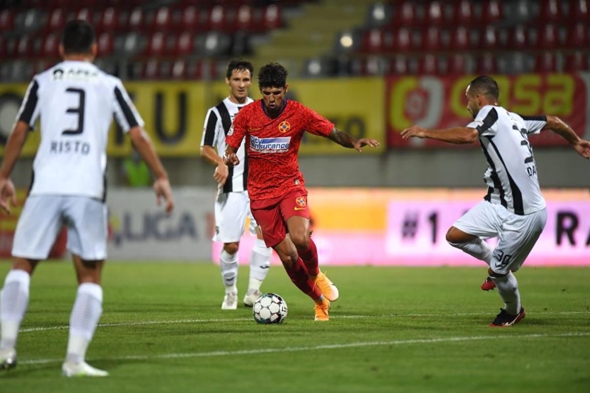 Fotbalistul de la FCSB care l-a vrăjit pe Ilie Dumitrescu: „Mi-a plăcut foarte mult, putea să marcheze 3 goluri!”