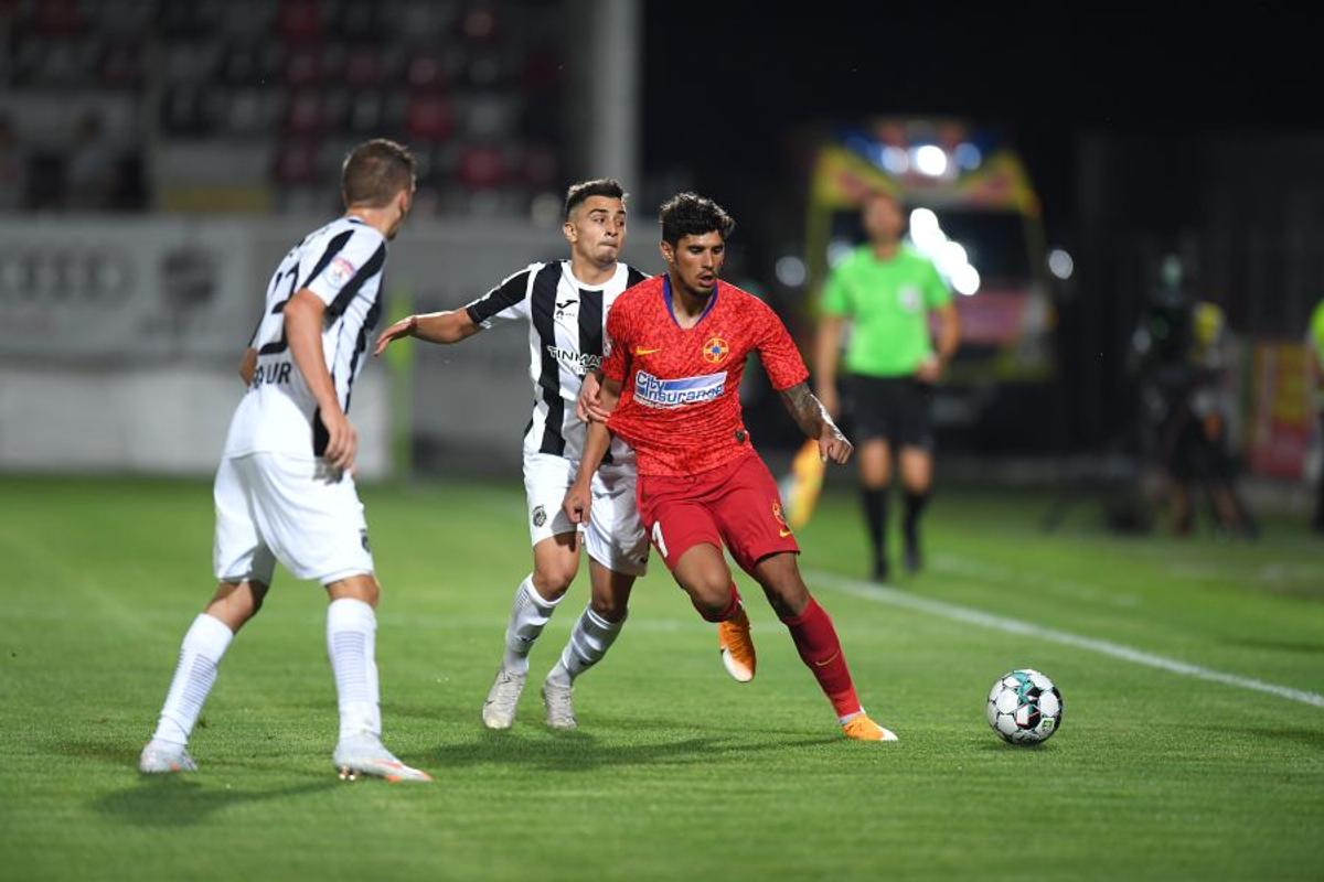 Fotbalistul de la FCSB care l-a vrăjit pe Ilie Dumitrescu: „Mi-a plăcut foarte mult, putea să marcheze 3 goluri!”