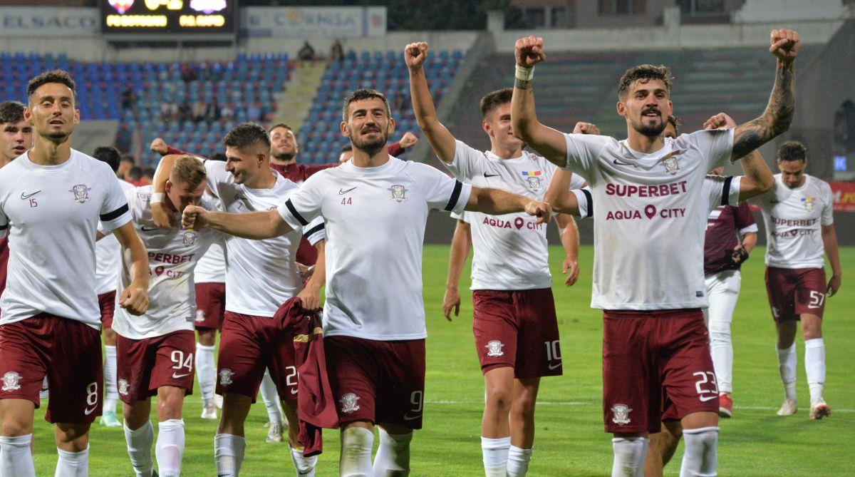 FC Botoșani - Rapid. Imagini tari surprinse în Moldova de fotoreporterul Gazetei