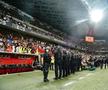 Scene halucinante în Nice - Marseille! Jucătorii oaspeților s-au luat la bătaie cu fanii adverși + Antrenorul, ținut de staff și fotbaliști