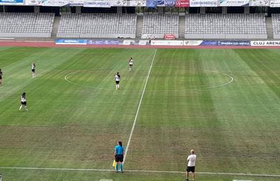 Cluj Arena, ca după bombardament! În câteva ore se joacă U Cluj - Sepsi în Superligă, iar suprafața este ciuruită