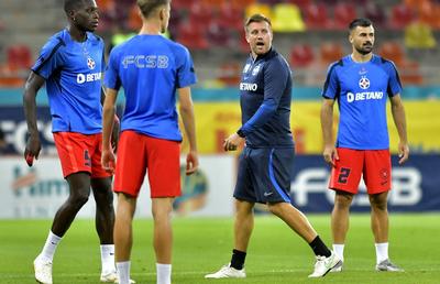 Doi jucători pe lista neagră la FCSB » De cine nu e mulțumit Dică: „Face prostii! Nu centrează”