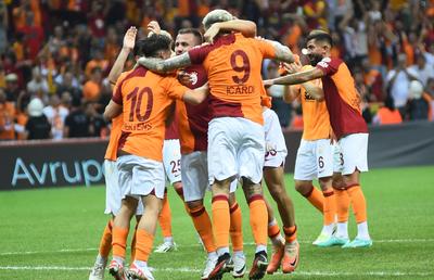 Playoff-ul din Liga Campionilor se trăiește la intensitate maximă pe Betano, cu Bet Builder. Cotă fabuloasă la meciurile de miercuri!