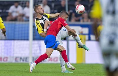 FCSB, remiză în Austria cu LASK Linz » Roș-albaștrii au făcut o primă repriză lamentabilă, dar au controlat jocul după pauză, când s-au întrecut în ratări