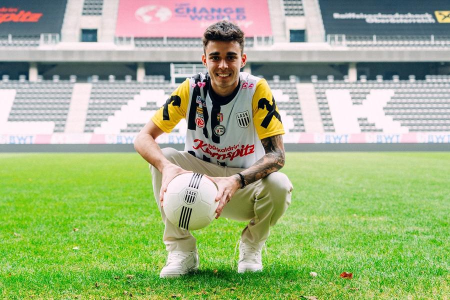 Lucas Copado (20 de ani) a semnat cu LASK Linz în ianuarie 2024. A fost transferat de la academia lui Bayern Munchen LASK Linz și-a cedat atacantul în Germania cu câteva ore înaintea meciului cu FCSB