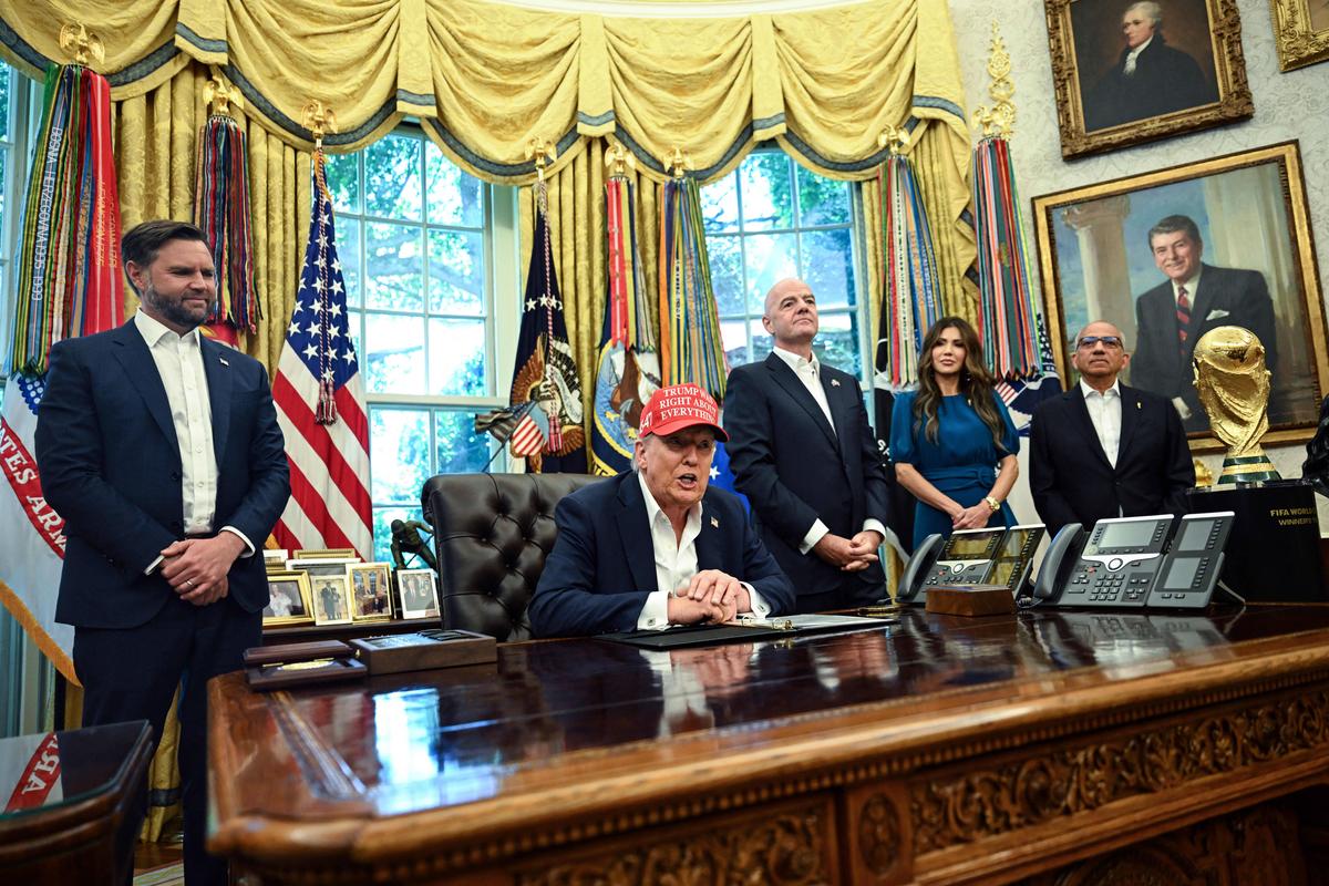 Donald Trump l-a adus în discuție pe Vladimir Putin, în momentul anunțării tragerii la sorți pentru CM din 2026