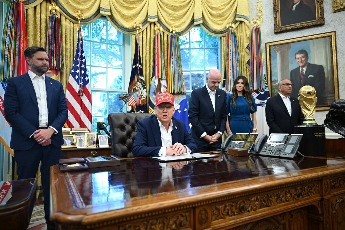 Donald Trump l-a adus în discuție pe Vladimir Putin, în momentul anunțării tragerii la sorți pentru CM din 2026