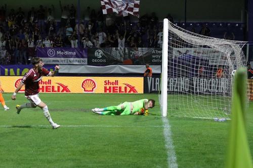 Grameni dezminte conflictul cu Gâlcă, după primul gol la Rapid: „Înțeleg că asta face rating”