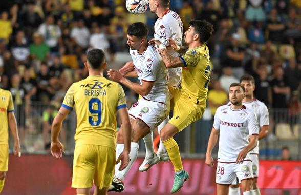 Filip Blazek a plecat de la Rapid și a fost prezentat la noua echipă