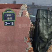 La 2 milioane de euro este evaluată fosta proprietate a lui Vasile Turcu, astăzi doar un teren. Foto: Andrei Furnigă, GSP