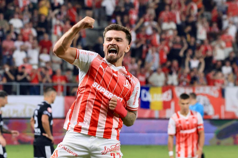 Danny Armstrong, în Dinamo - U Cluj / foto: Ionuț Iordache (GSP) Vaișcovici, impresionat de jucătorul lui Dinamo: „Cântărețul meu preferat la trompetă”
