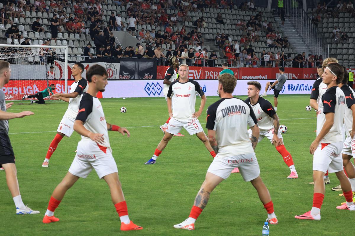 Dinamo - U Cluj, înainte de meci