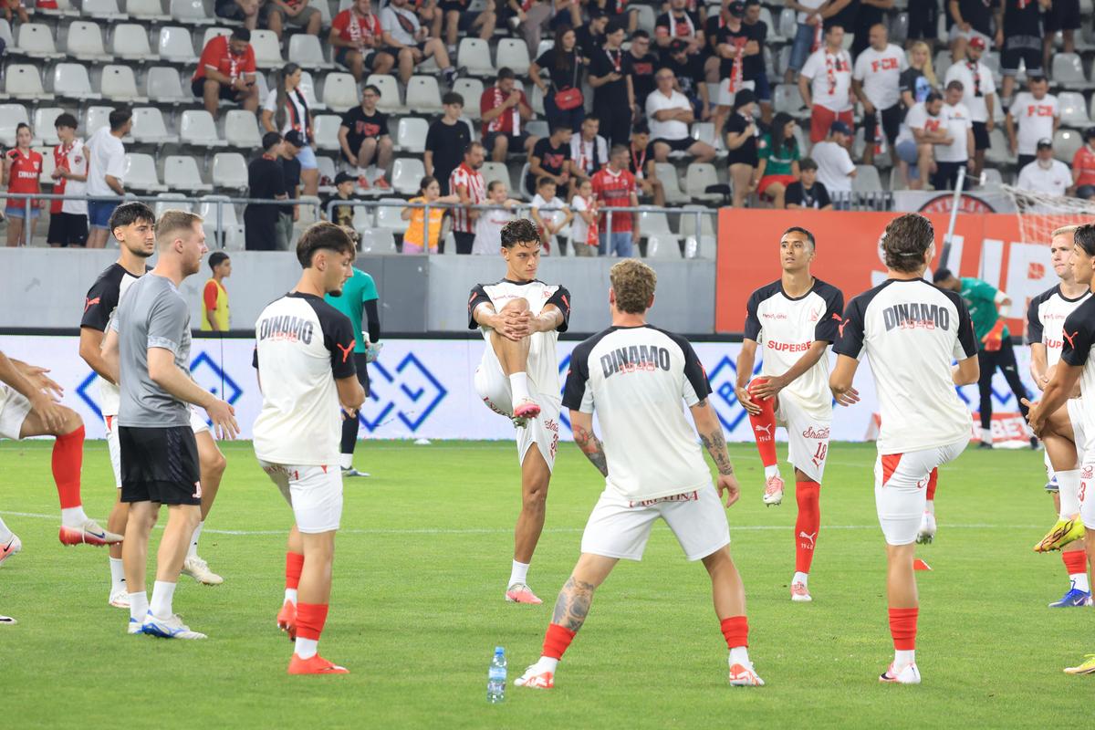 Dinamo - U Cluj, înainte de meci