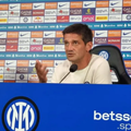 Antrenorul Cristi Chivu încearcă să rupă serie lui Inter de cinci meciuri fără succes contra lui Napoli