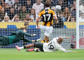 Prima rundă, prima catastrofă: Manchester United, bătută fără drept de apel de nou-promovată! Premieră istorică după 52 de ani
