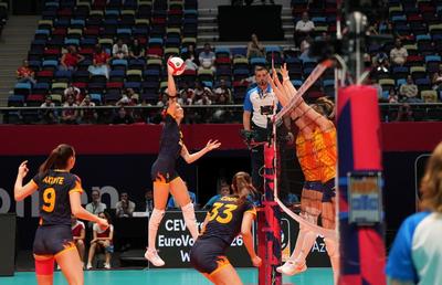 România, start promițător la Campionatul European de Volei! Înfrângere în decisiv contra medaliatei cu bronz din 2023