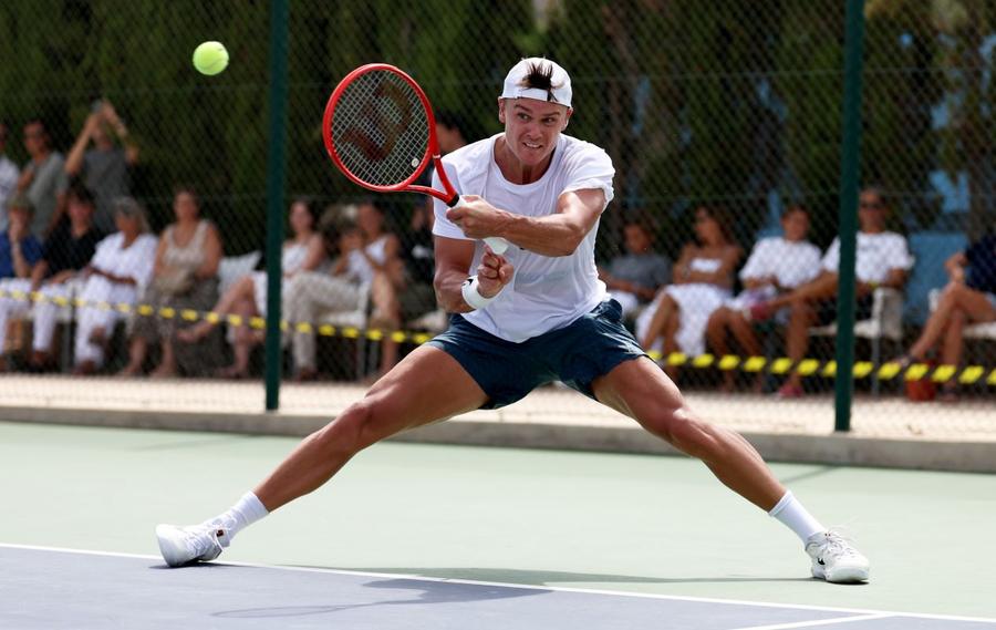 Holger Rune în timpul unui antrenament în Murcia Foto: Guliver/GettyImages S-a antrenat împreună cu Carlos Alcaraz, dar nu va juca la US Open: „Sper să ne revedem cât de curând”