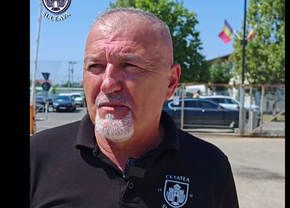 Petre Grigoraș nu înțelege ce s-a întâmplat în meciul de astăzi: „Portarul meu dormea...” + imagini cu „tradiția” din vestiar