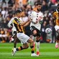 Bruno Fernandes, în Hull City - Manchester United, în prima etapă din Premier League // foto: imago images
