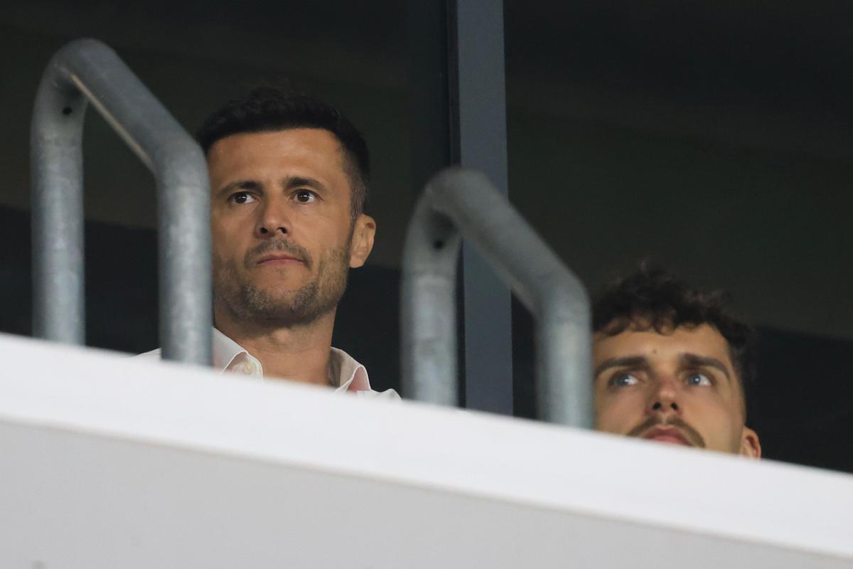 Noul transfer al lui Dinamo, în tribună la meciul cu U Cluj » Când va fi gata de joc