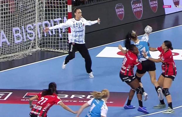 Gloria Bistrița elimină CSM București și va juca finala Supercupei României cu Corona Brașov