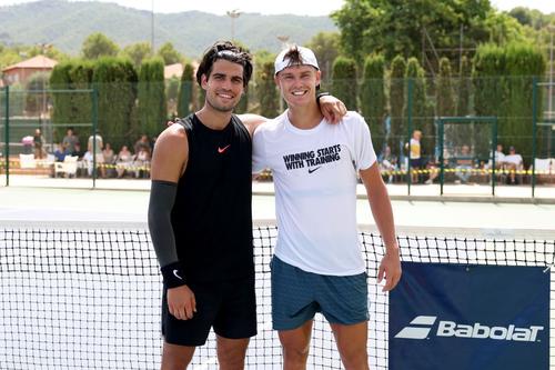 Carlos Alcaraz și Holger Rune în timpul pregătirii comune de la Murcia Foto: Guliver/GettyImages