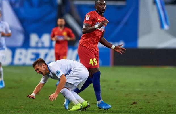 FCSB // EXCLUSIV Tsoumou e în probe! Situație unică: a semnat în același timp contractul și rezilierea pentru ca Becali să fie sigur că-l poate da afară în iarnă!