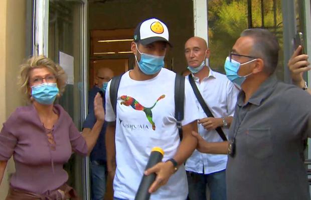 Probe că a trișat! Luis Suarez, anchetat pentru că ar fi știut întrebările și răspunsurile dinainte la examenul de limbă italiană: „Trebuie să treacă”