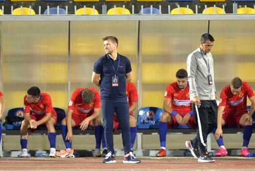 FCSB suferă din plin din cauza noilor îmbolnăviri din lot, iar meciul de joi cu Slovan Liberec, din turul III al preliminariilor Europa League, e în mare pericol.