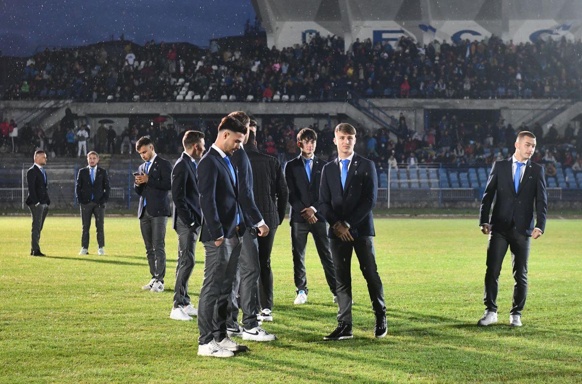 Iordănescu, amenințări în vestiar: „A spart tabla de nervi! Cine nu se va alinia ca mentalitate va fi dat afară”