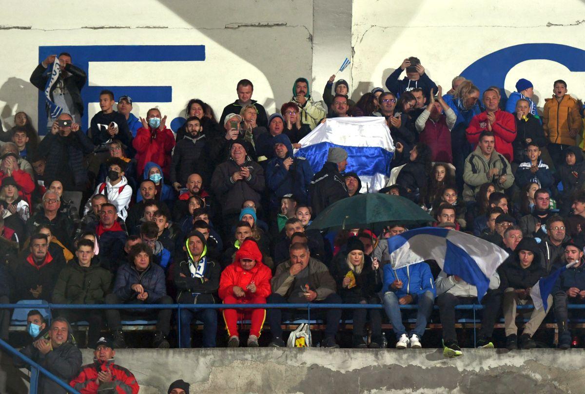 Iordănescu, amenințări în vestiar: „A spart tabla de nervi! Cine nu se va alinia ca mentalitate va fi dat afară”