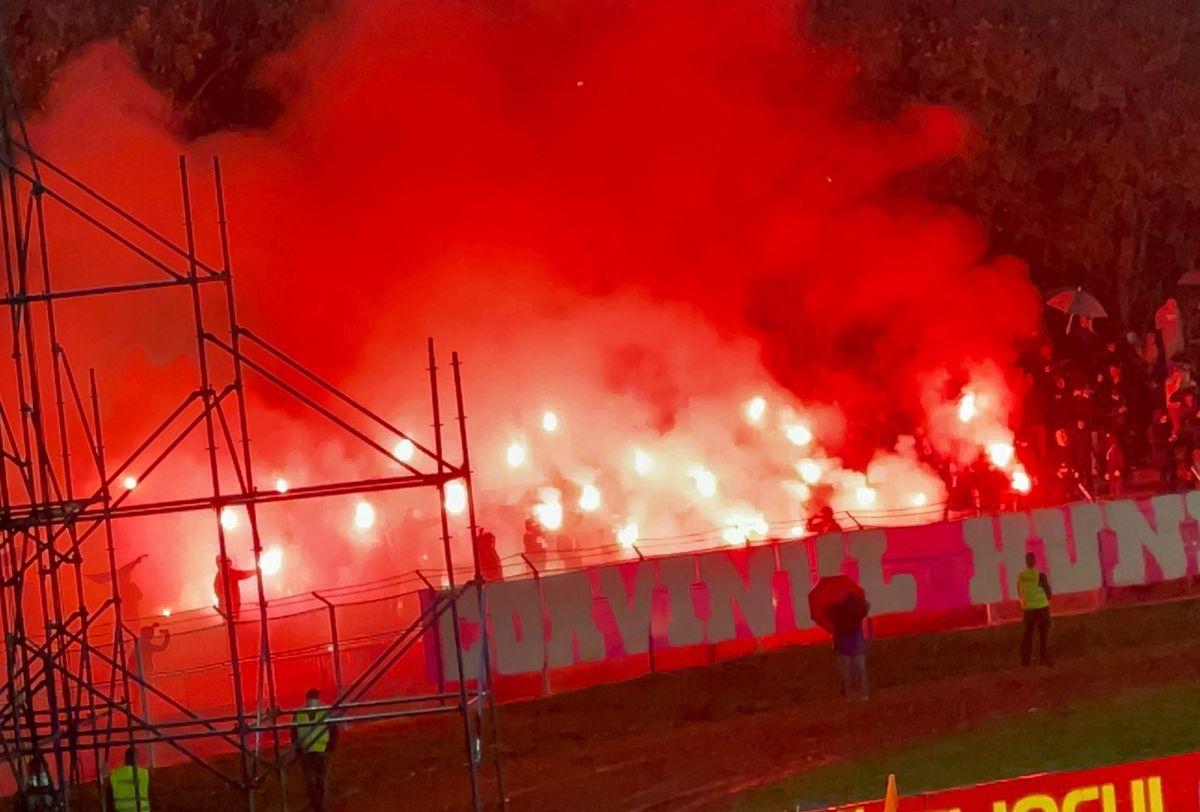 Cu cine s-a chinuit FCSB » Comparație neverosimilă: tot clubul câștigă cât Oaidă!