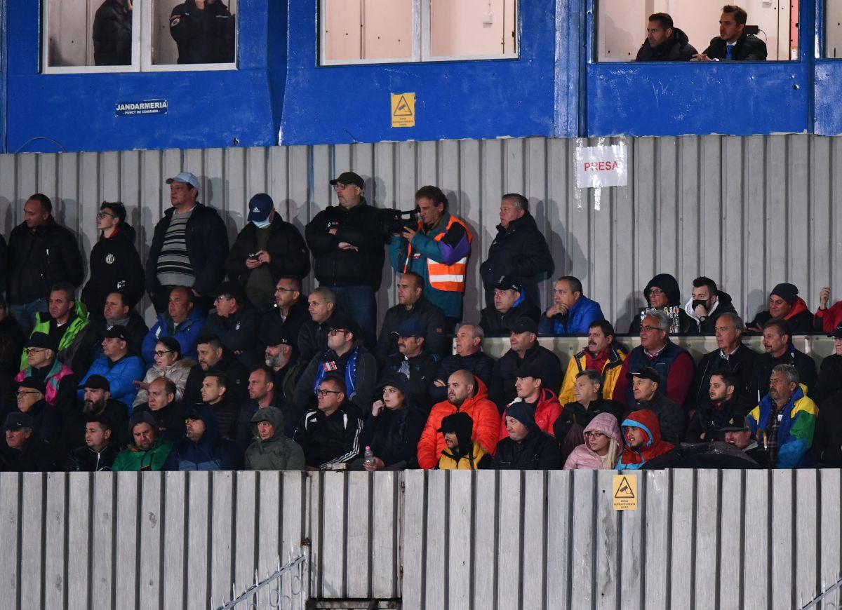 Cu cine s-a chinuit FCSB » Comparație neverosimilă: tot clubul câștigă cât Oaidă!