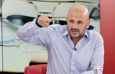 Adrian Mititelu, enervat de o afirmație a lui Victor Angelescu: „Mi s-a urcat sângele la cap când l-am auzit. S-a umflat în pene de când a venit domnul Șucu!”