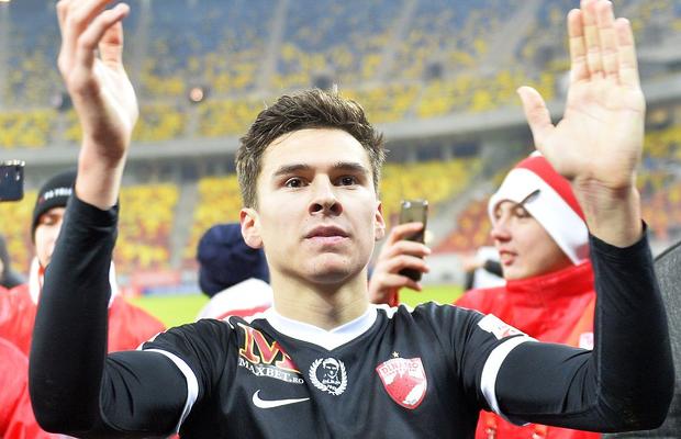 Îl iartă pe „câinele” devenit anti-erou? 5 momente în care Rotariu i-a urcat pe garduri pe fanii lui Dinamo. Acum e numit „trădător”!