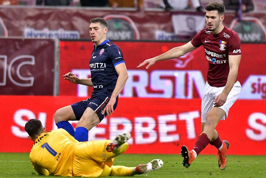 Robert Stănici, în dreapta, în singurul meci pe care l-a jucat în Liga 1 // foto: Imago Images Șocant: cel care l-a insultat rasist pe Dawa este fotbalist activ, ex-Rapid! Cum încearcă să se „scoată”: „Mi-au spart contul!”
