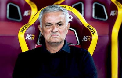Criticat de tifosii lui AS Roma și de presă, Jose Mourinho se apără: „Am refuzat în vară cea mai nebună ofertă!”