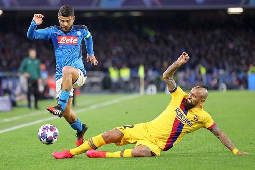Arturo Vidal, în galben // foto: Guliver/gettyimages